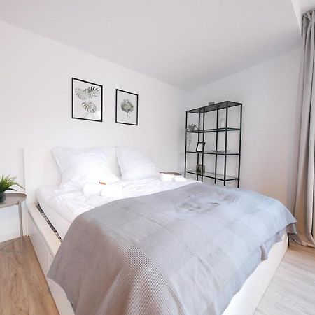 75 M2, Zentral, Kueche, Balkon, Parkplatz Appartement Osnabrück Buitenkant foto