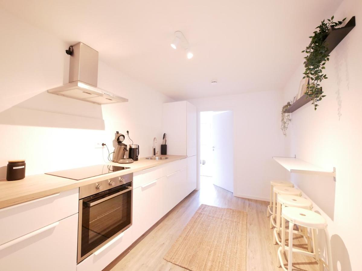 75 M2, Zentral, Kueche, Balkon, Parkplatz Appartement Osnabrück Buitenkant foto