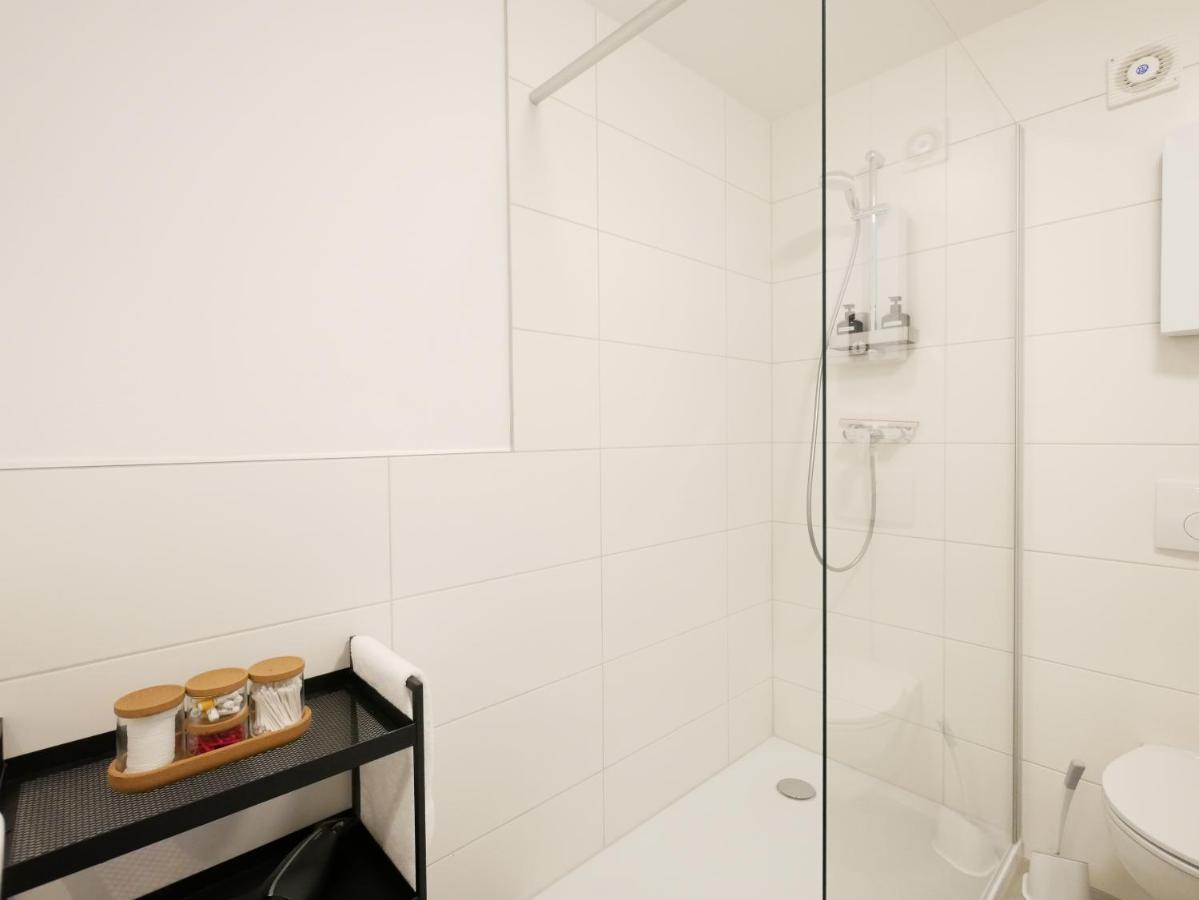 75 M2, Zentral, Kueche, Balkon, Parkplatz Appartement Osnabrück Buitenkant foto